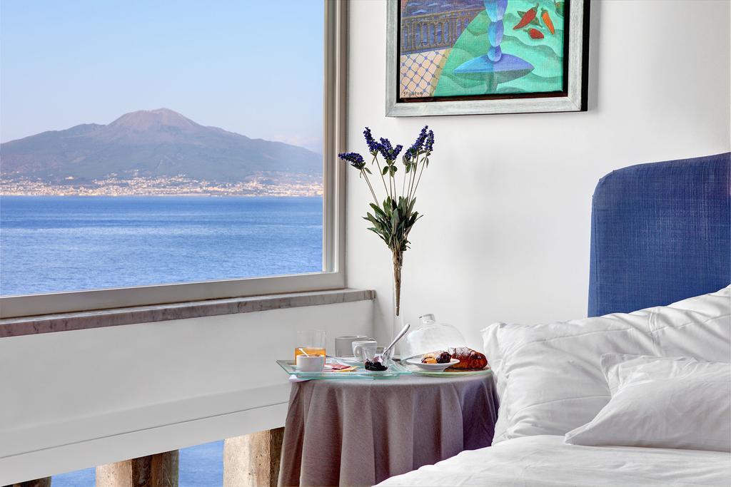 Villa La Terrazza Suites Sorrent Zimmer foto