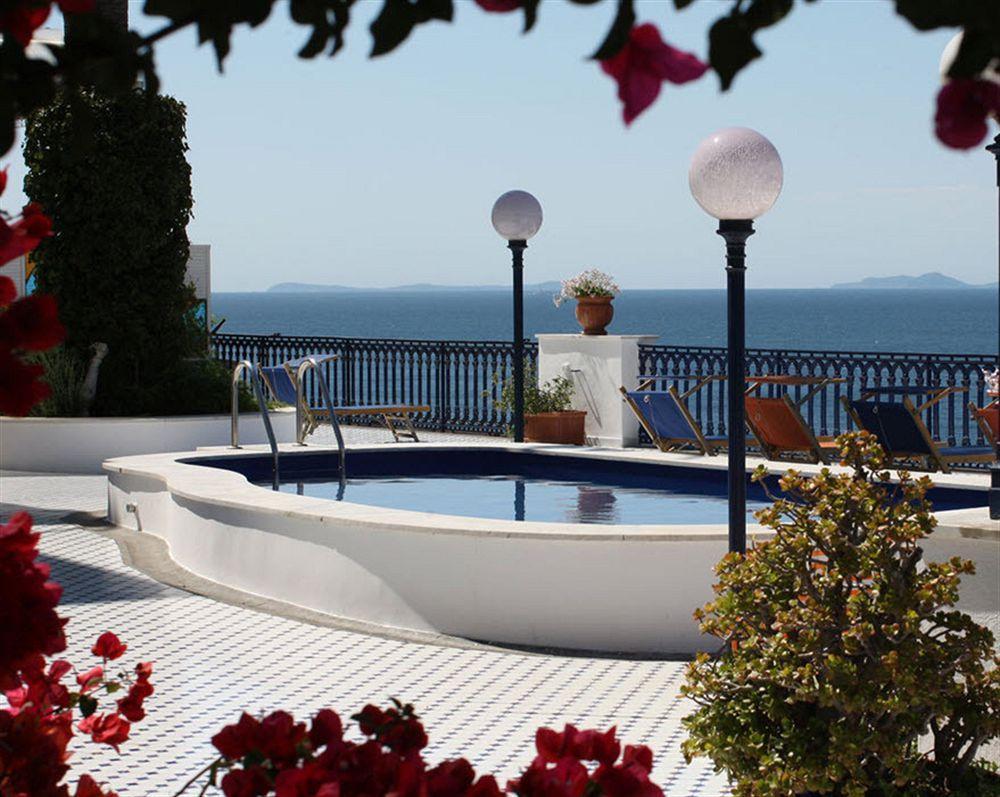 Villa La Terrazza Suites Sorrent Exterior foto