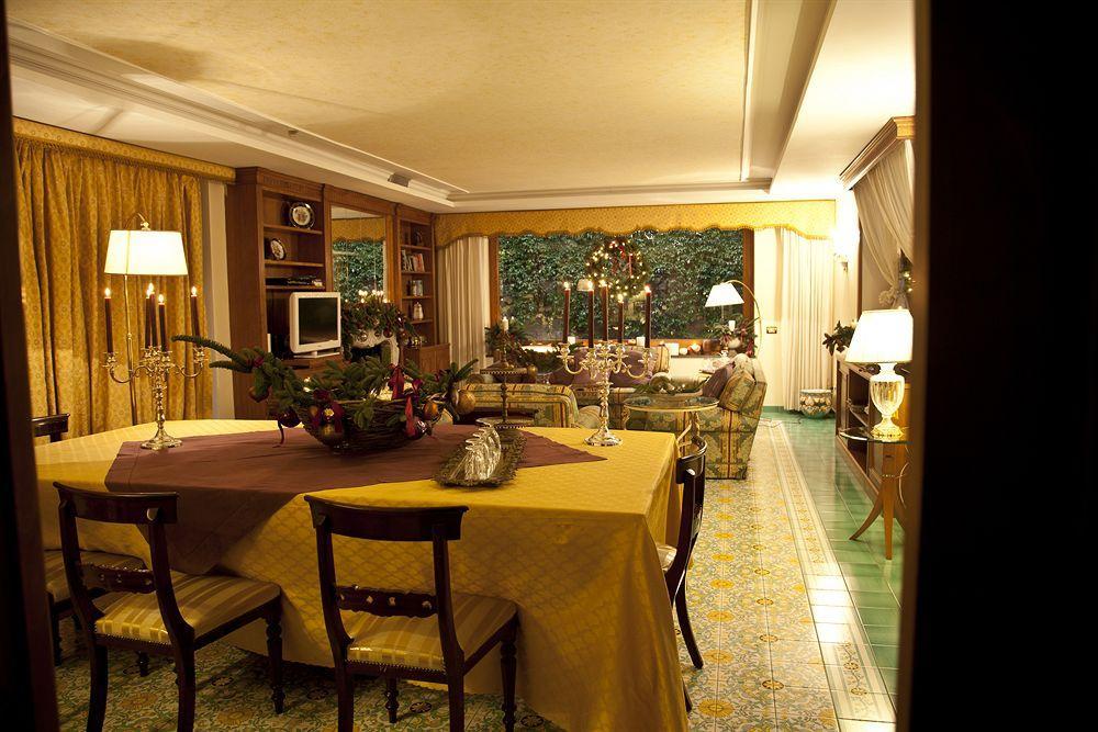 Villa La Terrazza Suites Sorrent Exterior foto