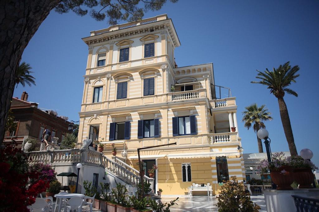 Villa La Terrazza Suites Sorrent Exterior foto